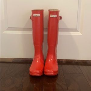 Hunter Tall Gloss Rain Boots - Red